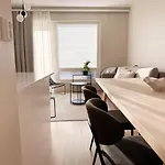 Appartement Cozy With 2br And Sauna